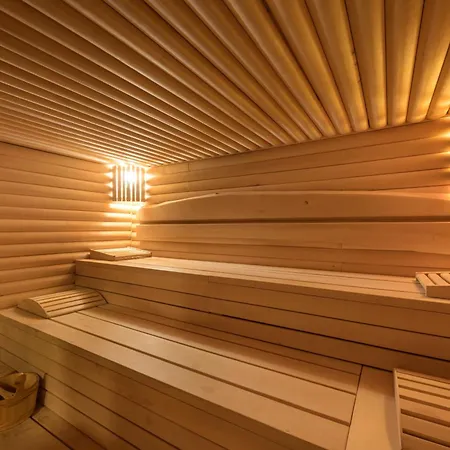 9april Village Sea & Къща за гости