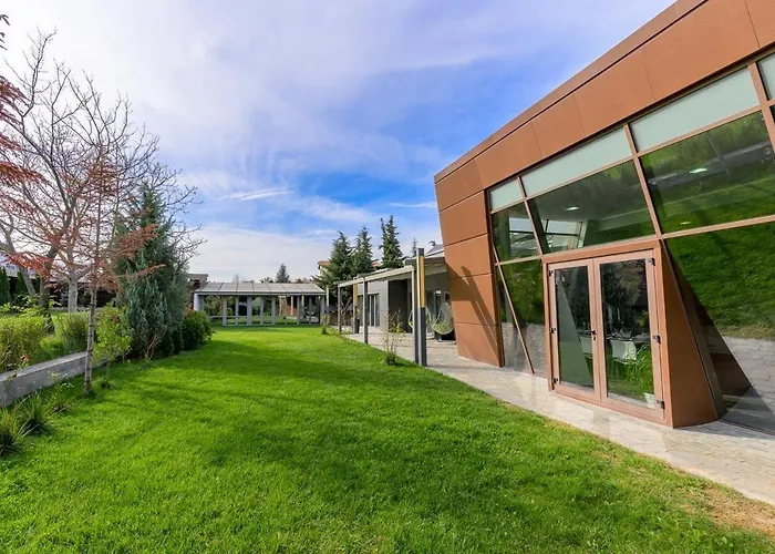 9 April Village Sea&spa * Varna