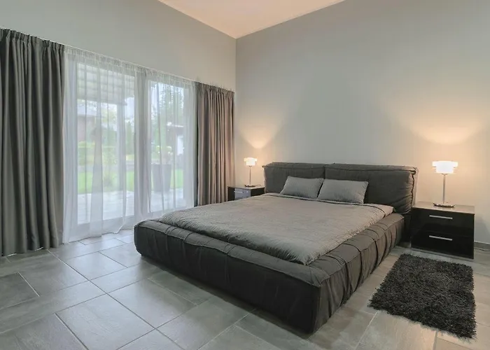 9 April Village Sea&spa Pensionat