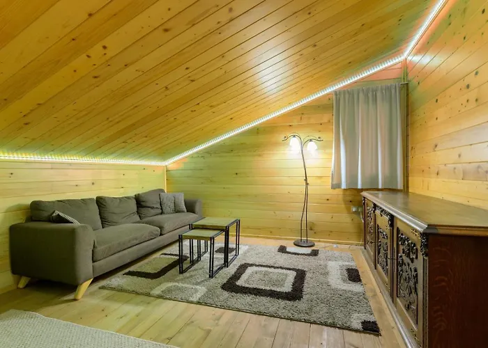 Къща за гости 9april Village Sea & Варна