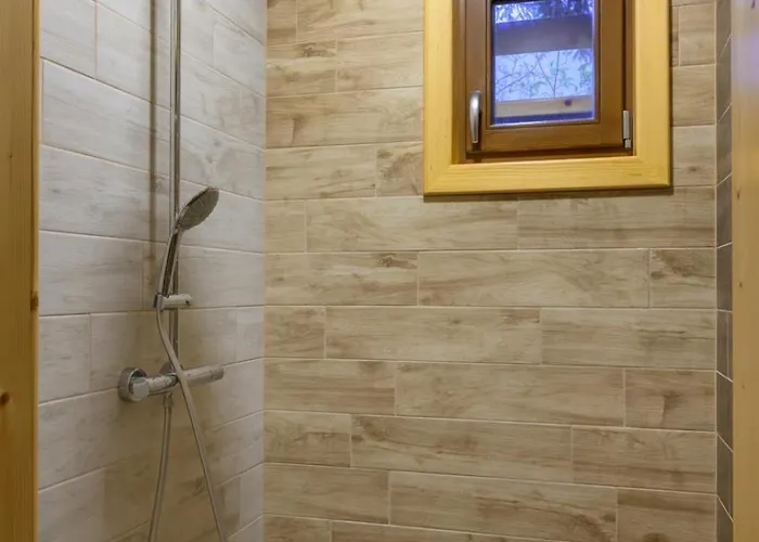 9 April Village Sea&spa Pensionat *