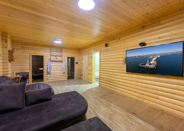 Къща за гости 9april Village Sea & Варна