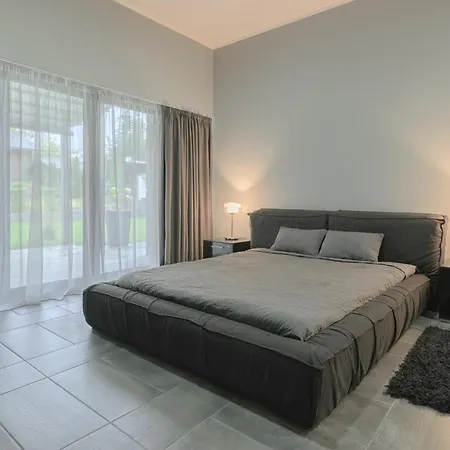 9 April Village Sea & *